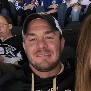 Meet your Posher, Zachary